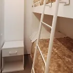 Apartment 2 Bedroom Awesome In