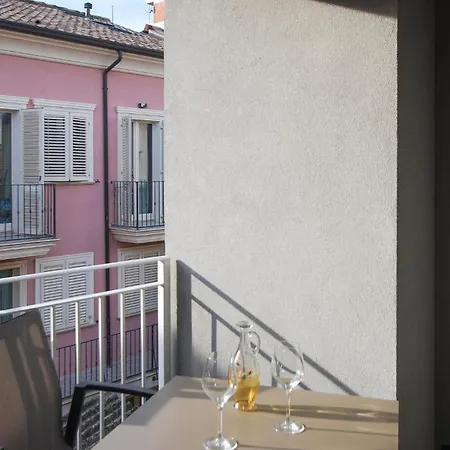 2 Bedroom Awesome In Apartman *