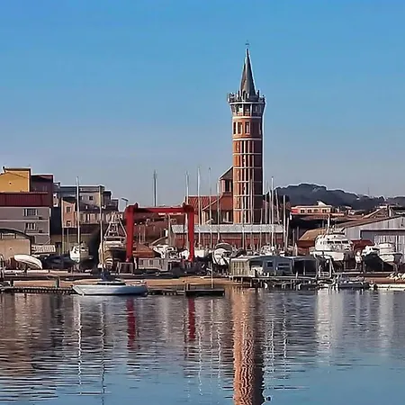 2 Bedroom Awesome In Appartamento *